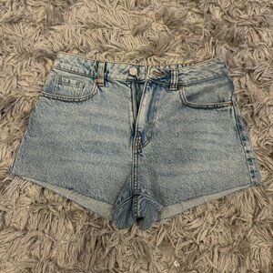 Pacsun Mom Jean Shorts- size 26,